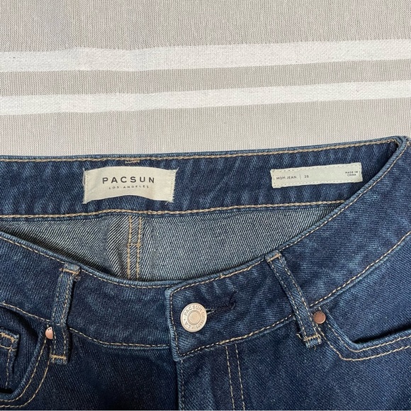PACSUN High-waisted Mom Jeans - Picture 4 of 5